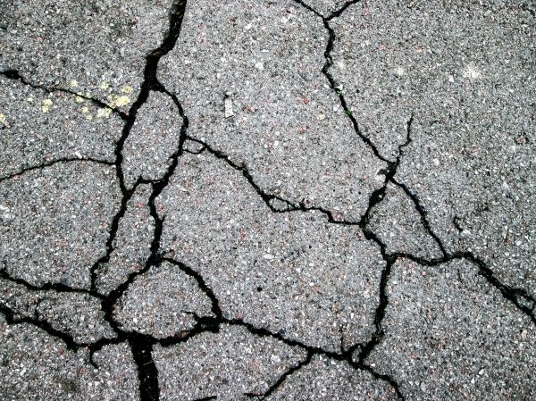 Driveway Crack Filling in Englewood