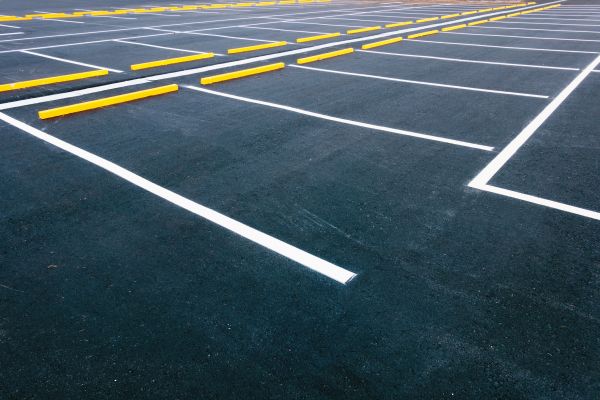 Asphalt Parking Lot Sealing in Englewood