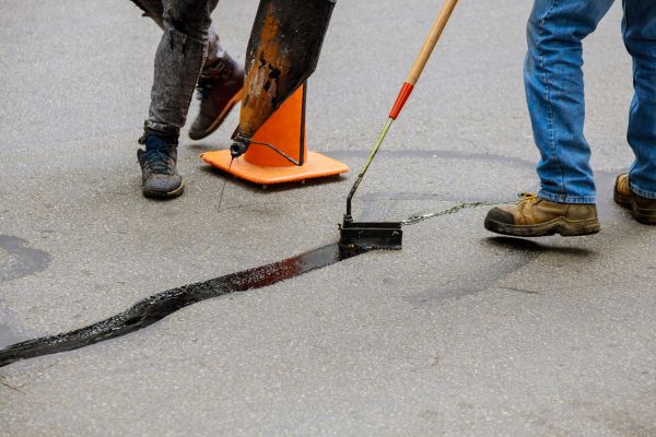 Parking Lot Crack Sealing in Englewood