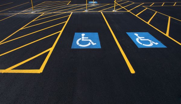 Parking Lot Sealcoating in Englewood